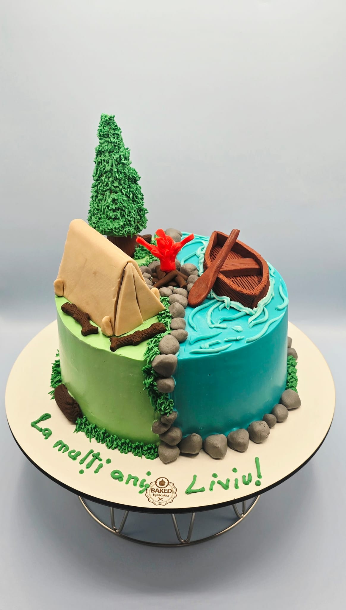 Bespoke custom celebration cake for Gentlemen & Milestones handcrafted by Nicoleta